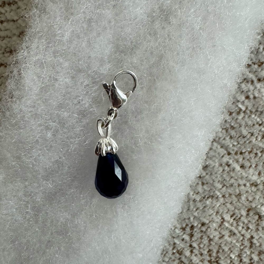 Origami Owl Elegant Silver and Blue Teardrop Tangle Pendant